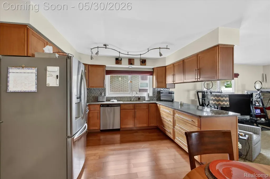4834 Hillcrest Road Trenton City MI 48183