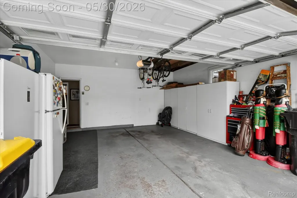 4834 Hillcrest Road Trenton City MI 48183