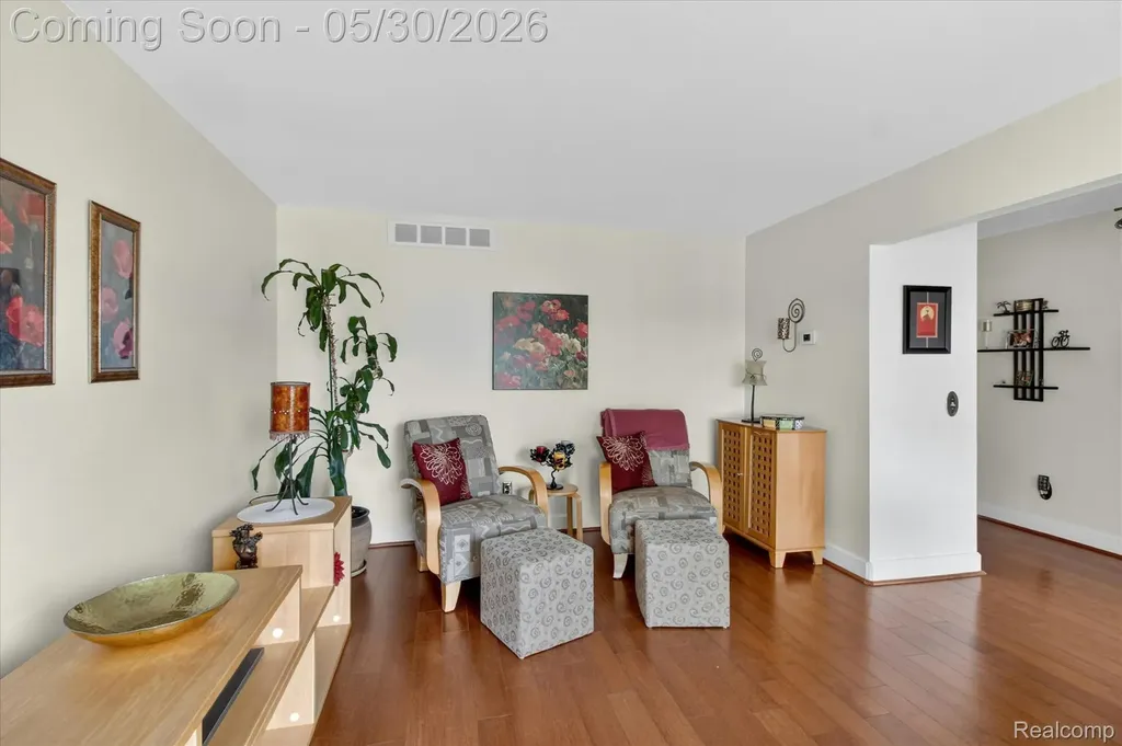 4834 Hillcrest Road Trenton City MI 48183