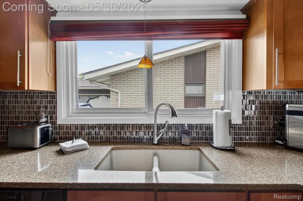 4834 Hillcrest Road Trenton City MI 48183