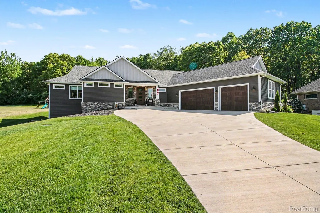 4112 Prairie Rose Drive Marion Township MI 48843