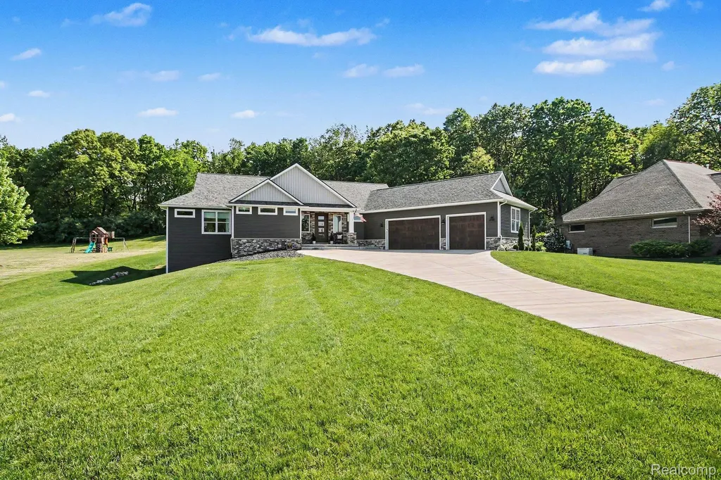 4112 Prairie Rose Drive Marion Township MI 48843