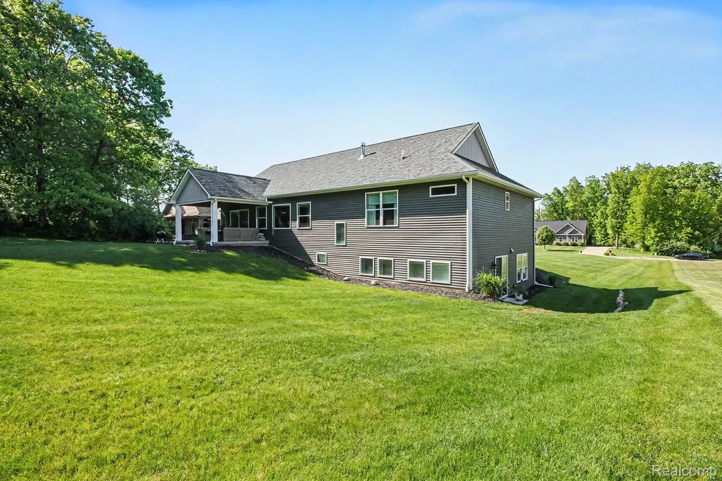 4112 Prairie Rose Drive Marion Township MI 48843