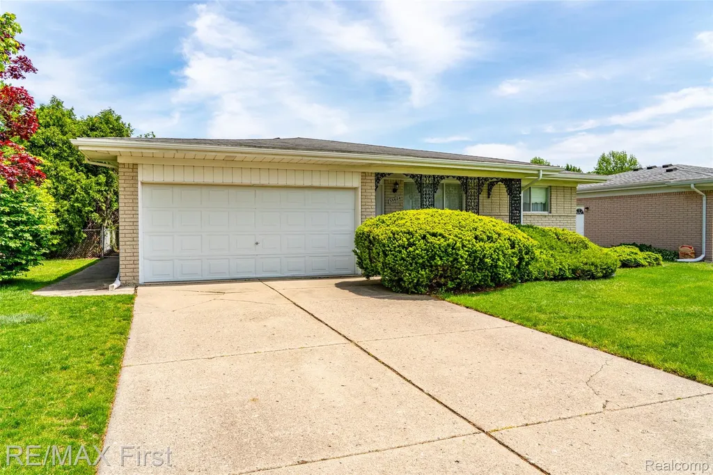 35624 Bonneville Drive Sterling Heights City MI 48312