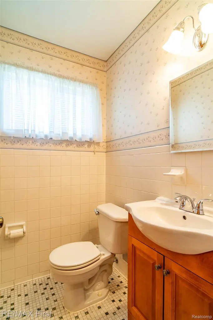35624 Bonneville Drive Sterling Heights City MI 48312