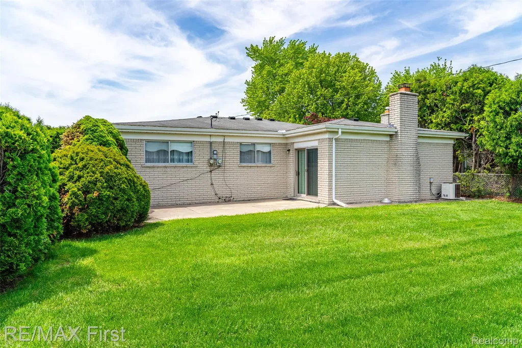 35624 Bonneville Drive Sterling Heights City MI 48312