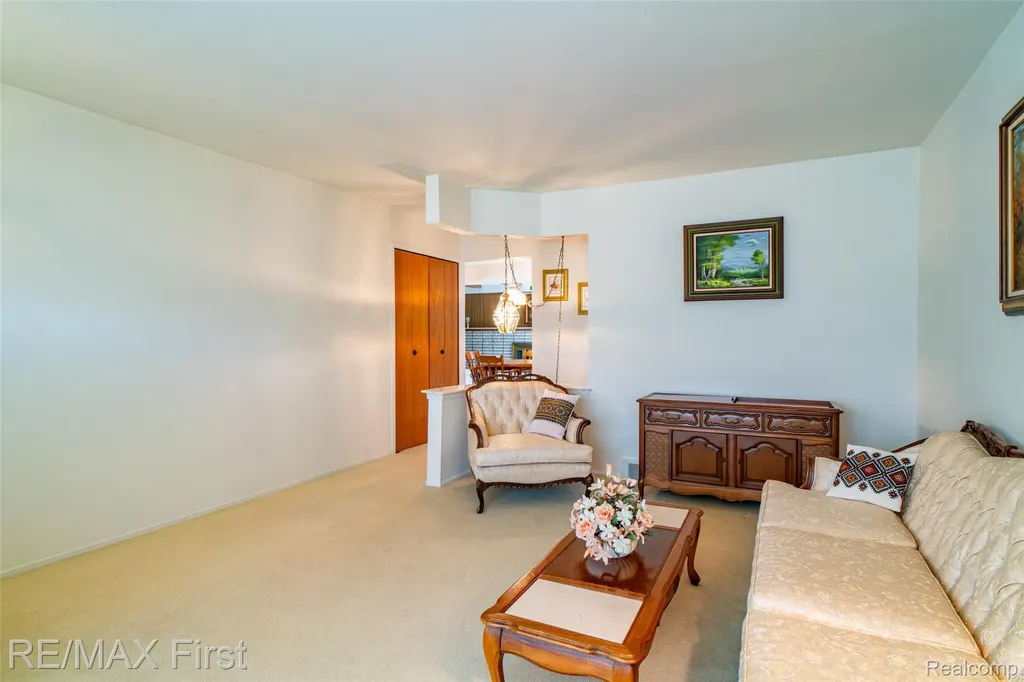 35624 Bonneville Drive Sterling Heights City MI 48312
