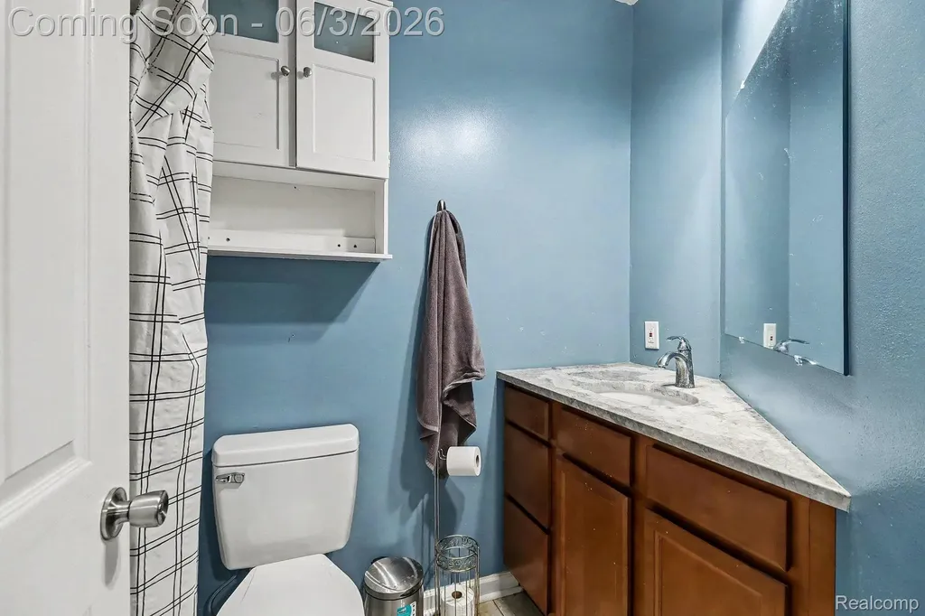 2512 Grandview Boulevard Waterford Charter Township MI 48329