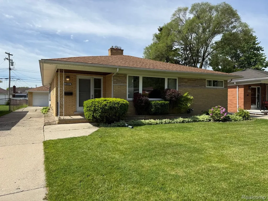 20018 Mauer Street St. Clair Shores City MI 48080
