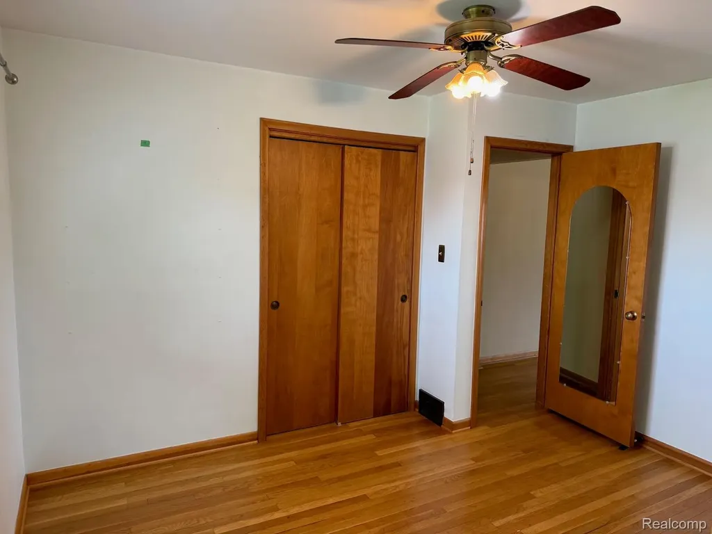 20018 Mauer Street St. Clair Shores City MI 48080