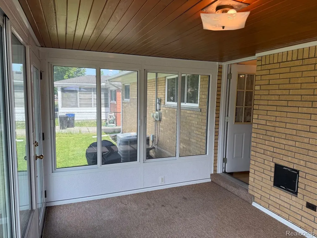 20018 Mauer Street St. Clair Shores City MI 48080
