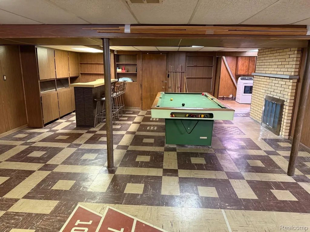 20018 Mauer Street St. Clair Shores City MI 48080