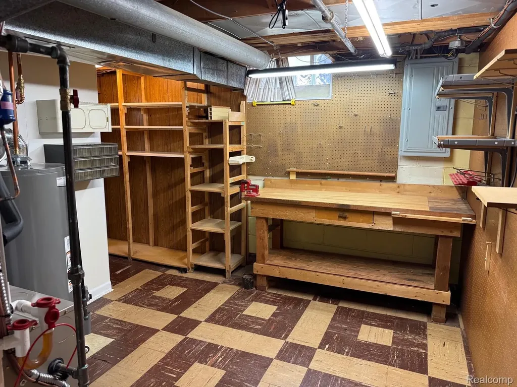 20018 Mauer Street St. Clair Shores City MI 48080