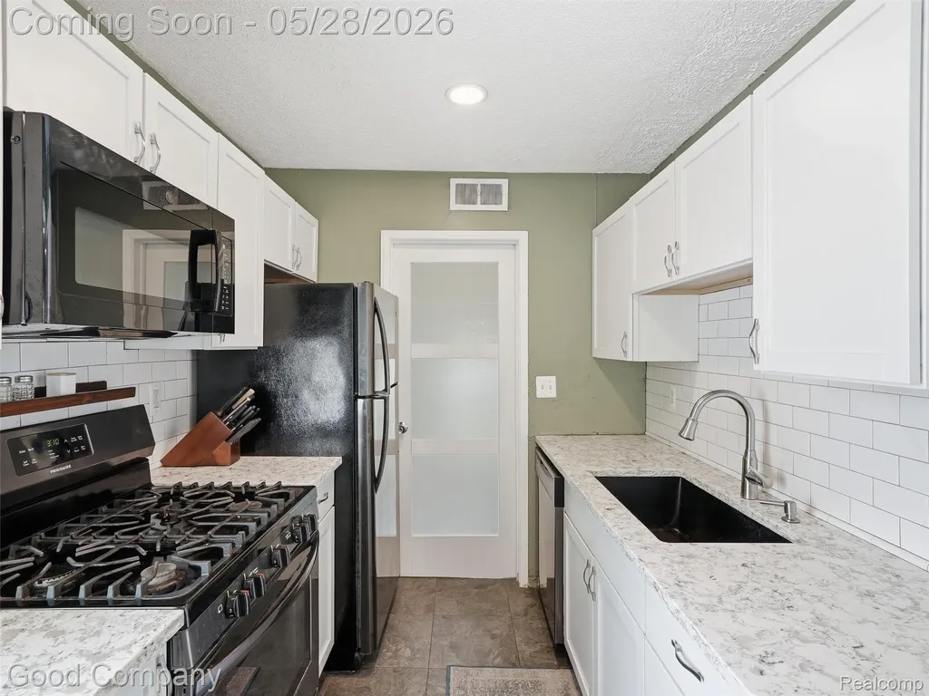 1620 Browning Street Ferndale City MI 48220