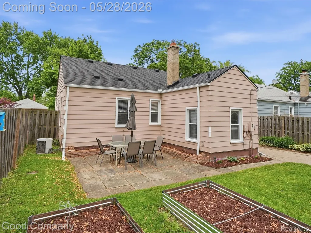 1620 Browning Street Ferndale City MI 48220