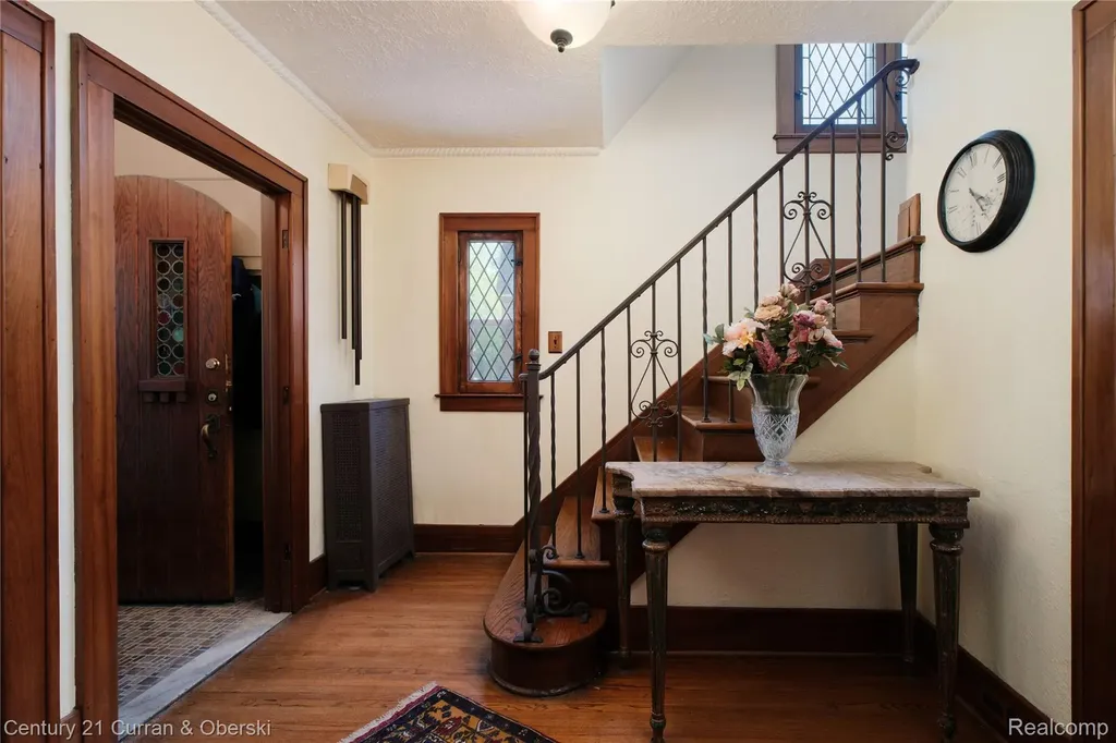 18655 Parkside Street Detroit City MI 48221