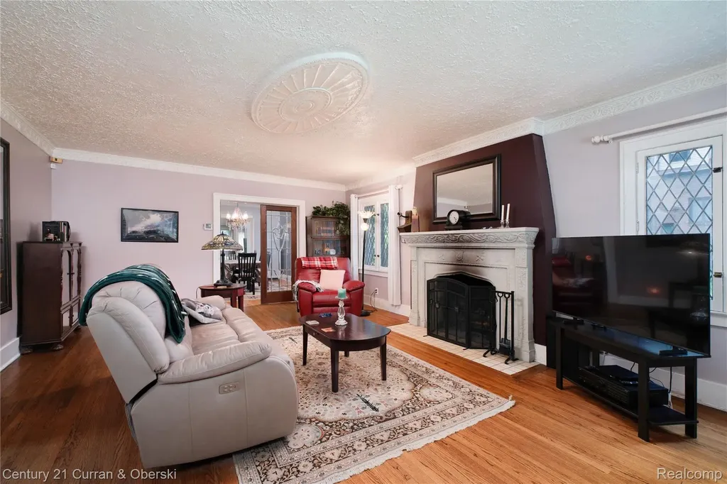 18655 Parkside Street Detroit City MI 48221