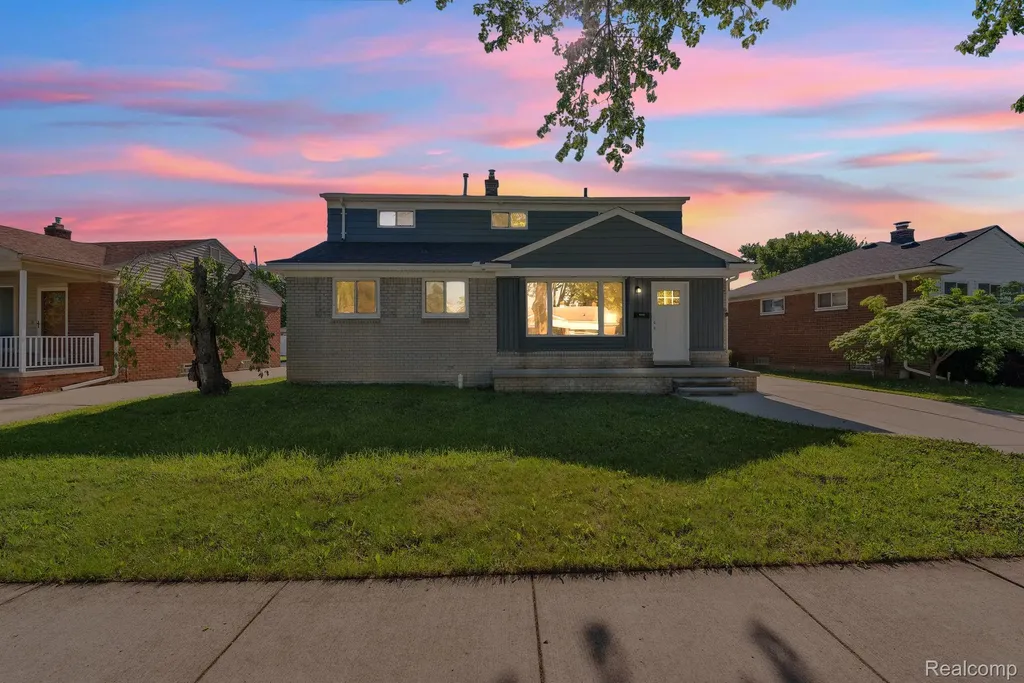 3043 Green Street Lincoln Park City MI 48146