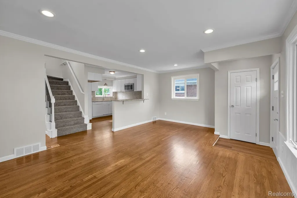 3043 Green Street Lincoln Park City MI 48146