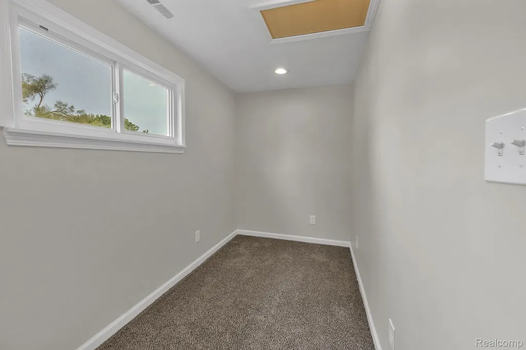3043 Green Street Lincoln Park City MI 48146