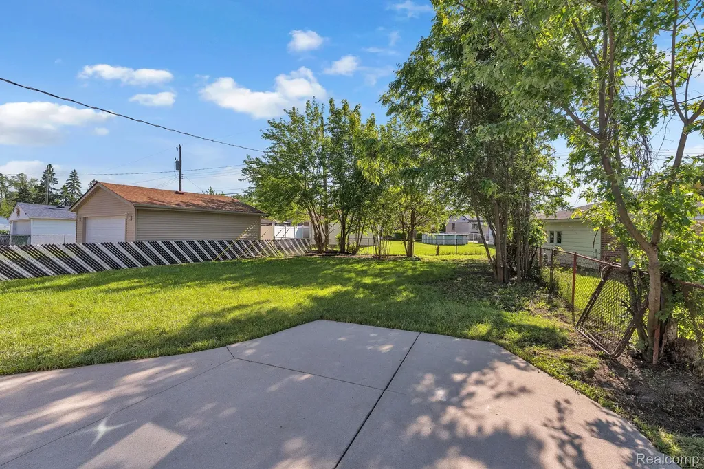 3043 Green Street Lincoln Park City MI 48146