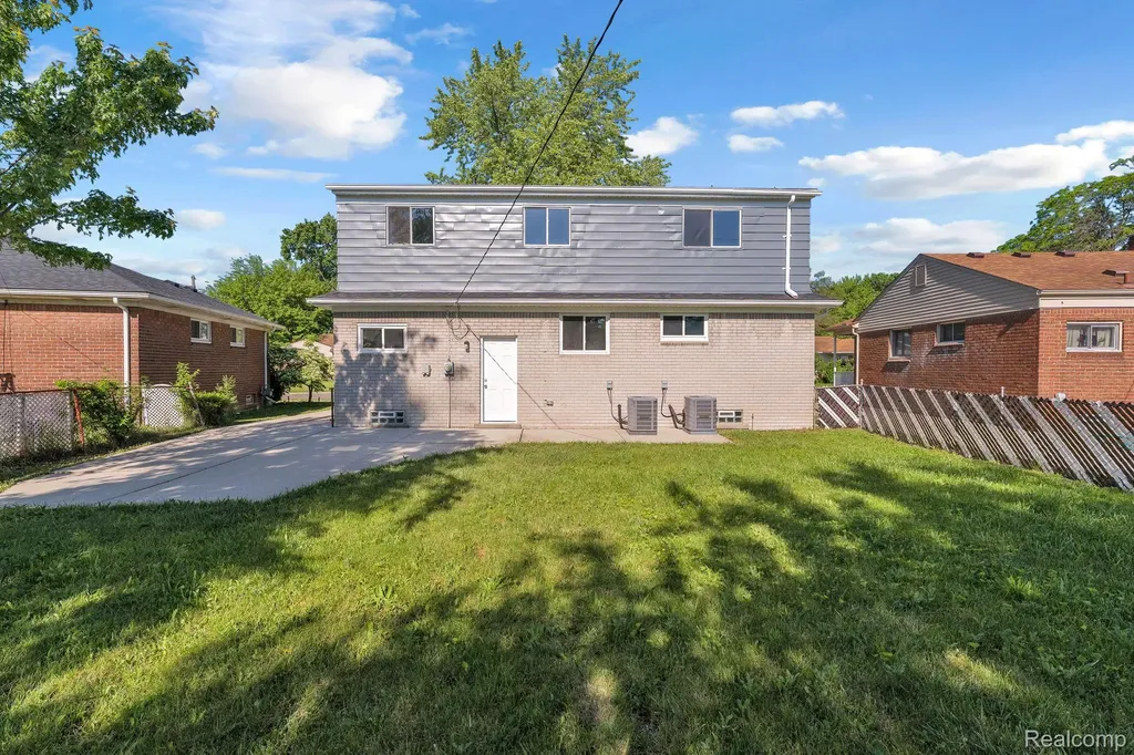 3043 Green Street Lincoln Park City MI 48146