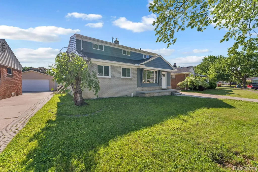 3043 Green Street Lincoln Park City MI 48146