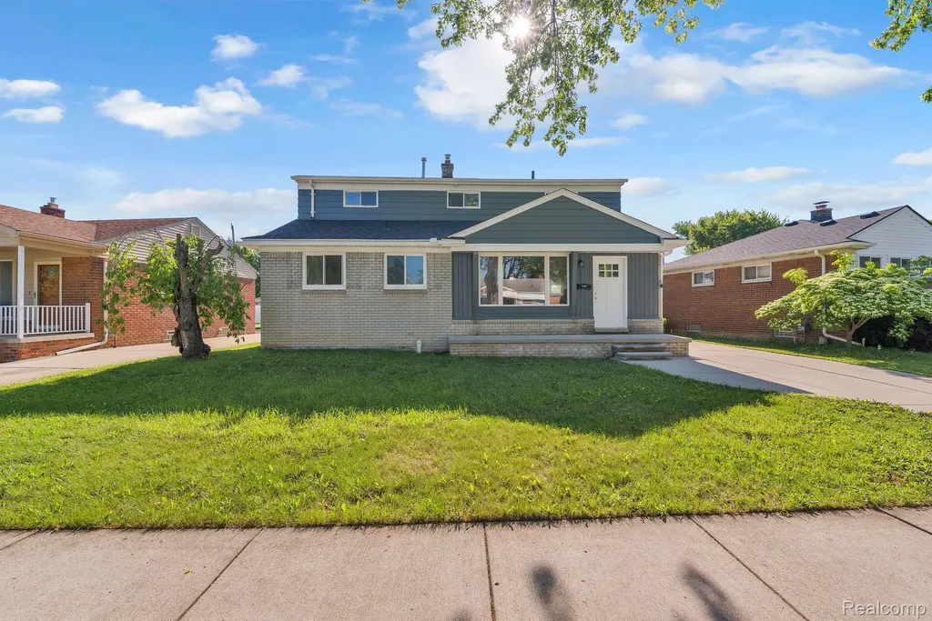 3043 Green Street Lincoln Park City MI 48146