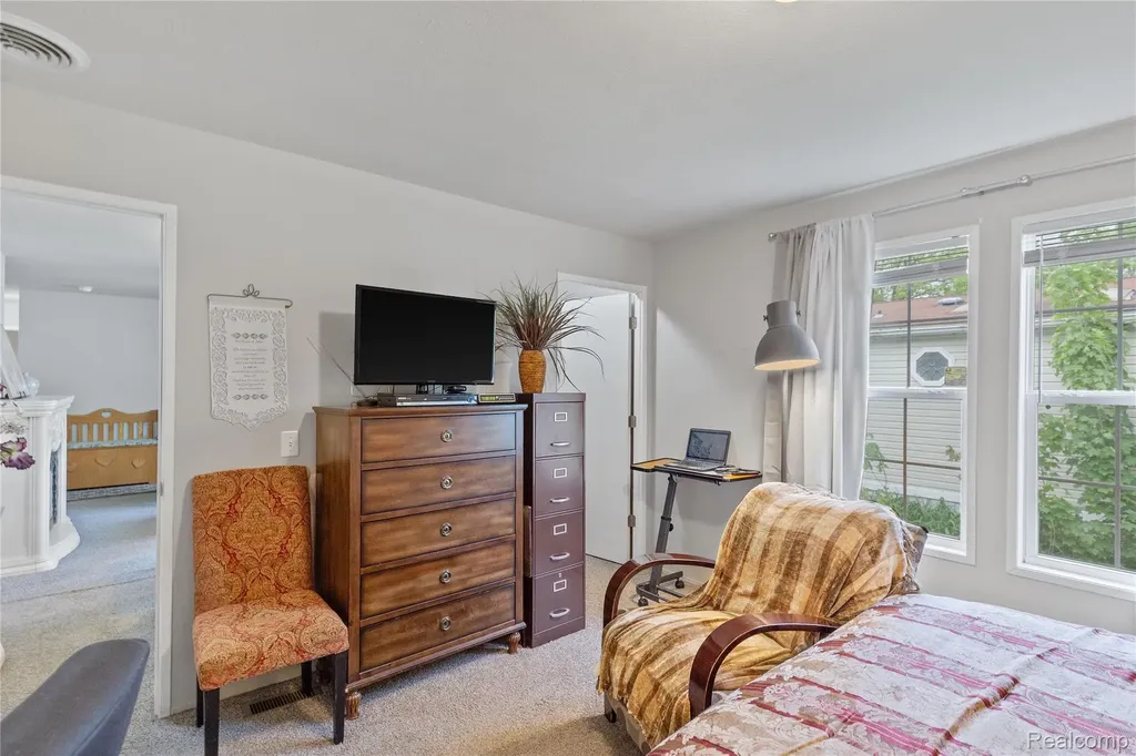 165 Lot 220 S Opdyke Road Auburn Hills City MI 48326