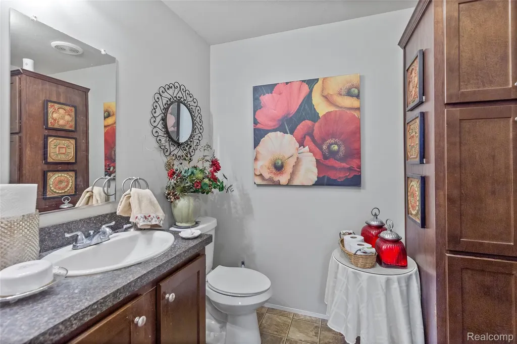 165 Lot 220 S Opdyke Road Auburn Hills City MI 48326