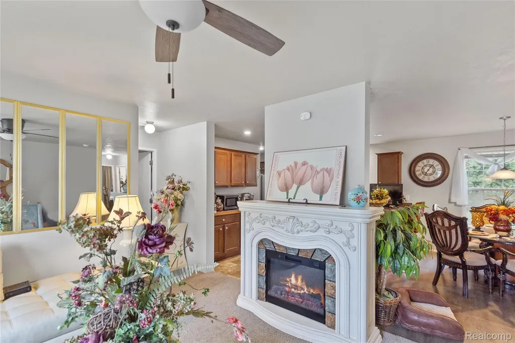165 Lot 220 S Opdyke Road Auburn Hills City MI 48326
