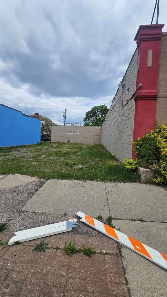11326 Whittier Street Detroit City MI 48224