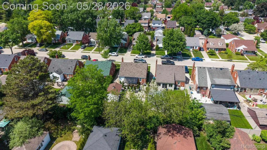 23241 Oak Street Dearborn City MI 48128