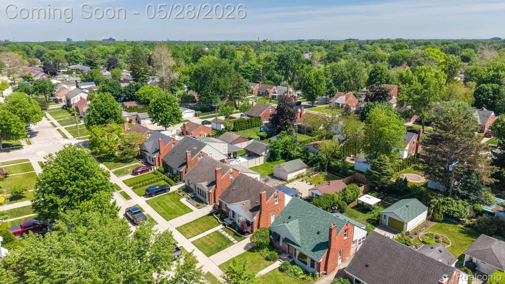 23241 Oak Street Dearborn City MI 48128