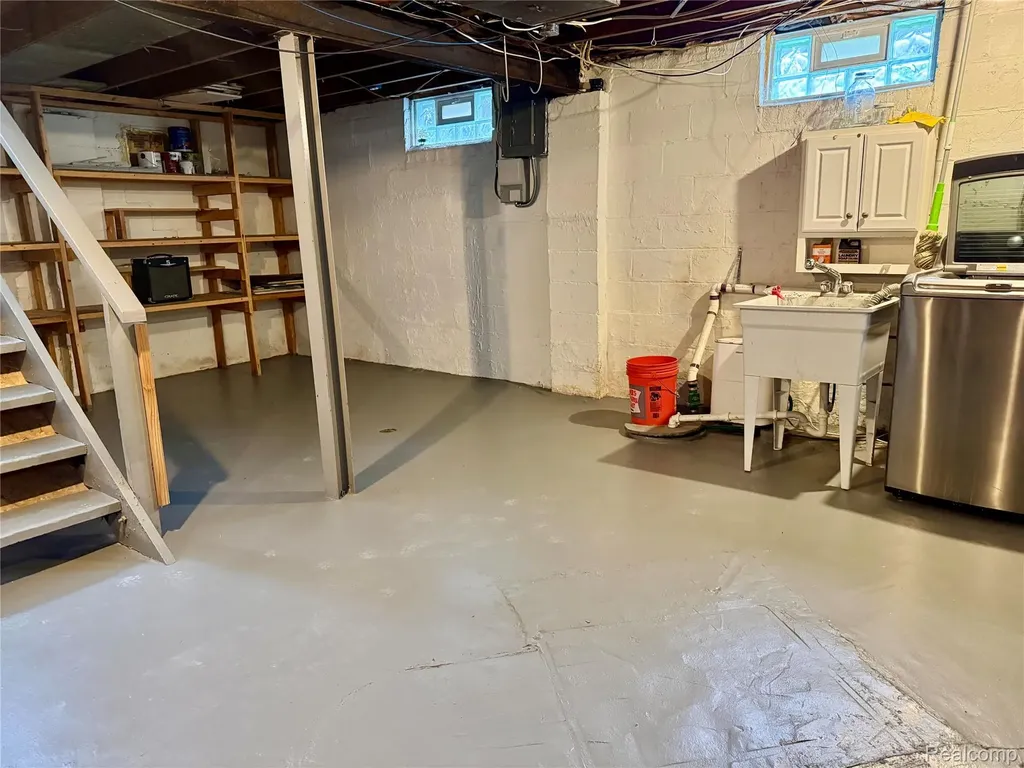 640 Wordsworth Street Ferndale City MI 48220