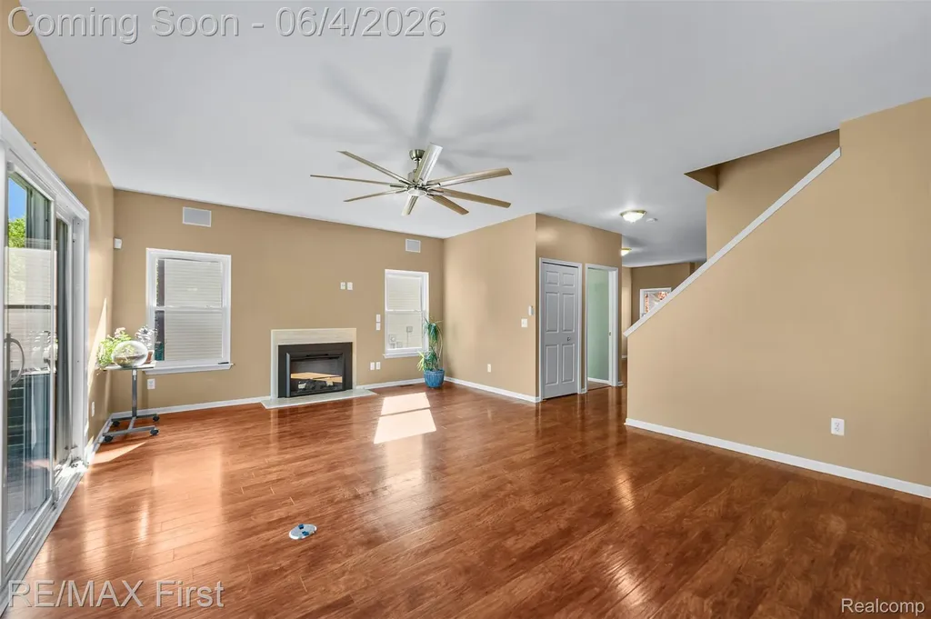 8559 Barrington Drive Superior Charter Township MI 48198