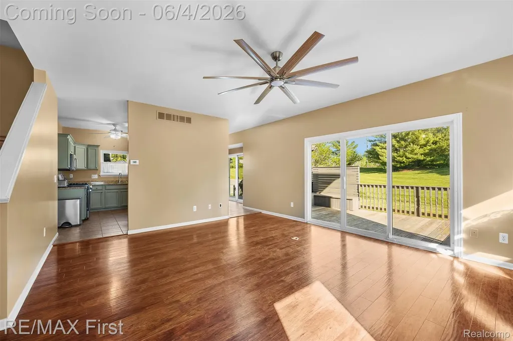 8559 Barrington Drive Superior Charter Township MI 48198