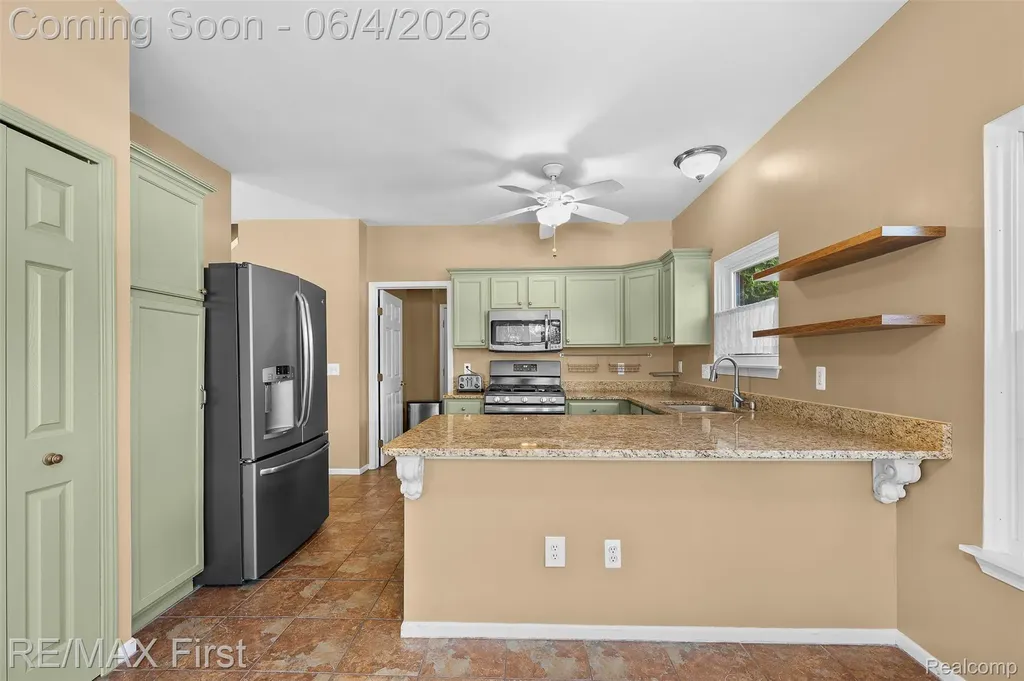 8559 Barrington Drive Superior Charter Township MI 48198