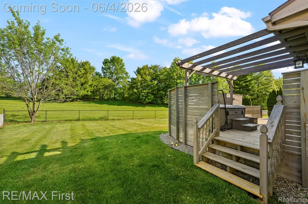 8559 Barrington Drive Superior Charter Township MI 48198