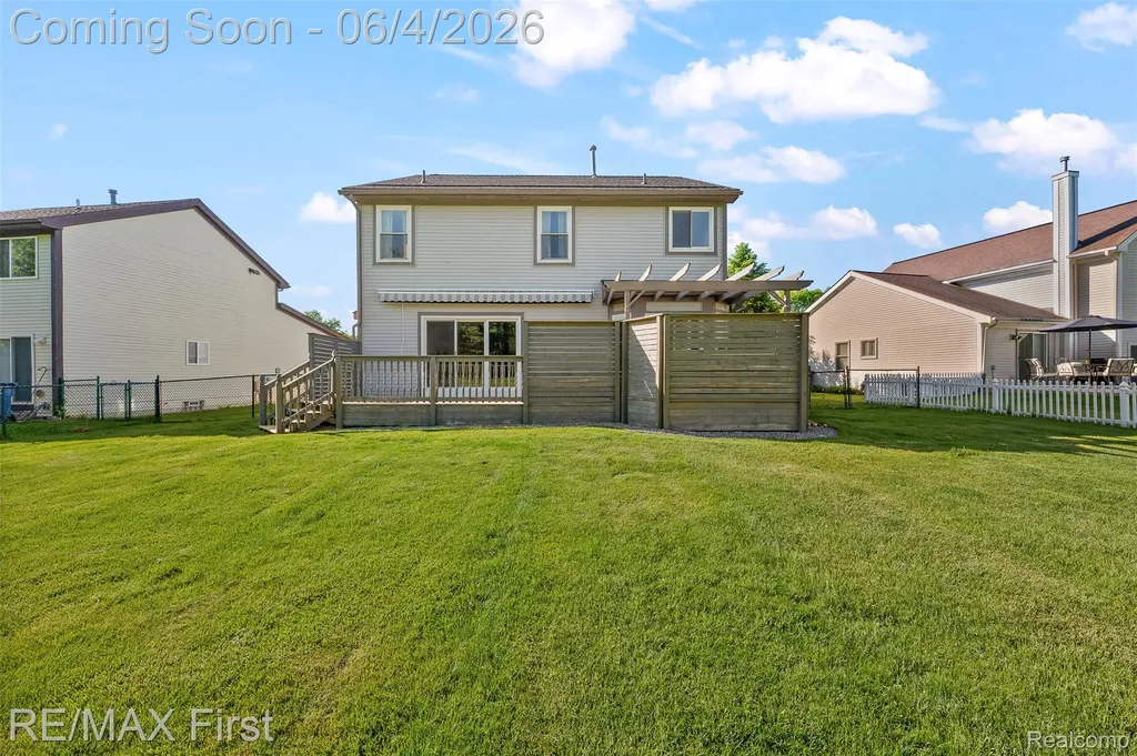 8559 Barrington Drive Superior Charter Township MI 48198