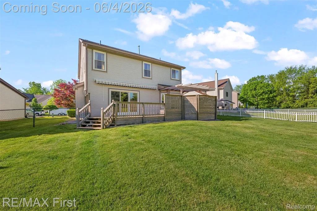 8559 Barrington Drive Superior Charter Township MI 48198