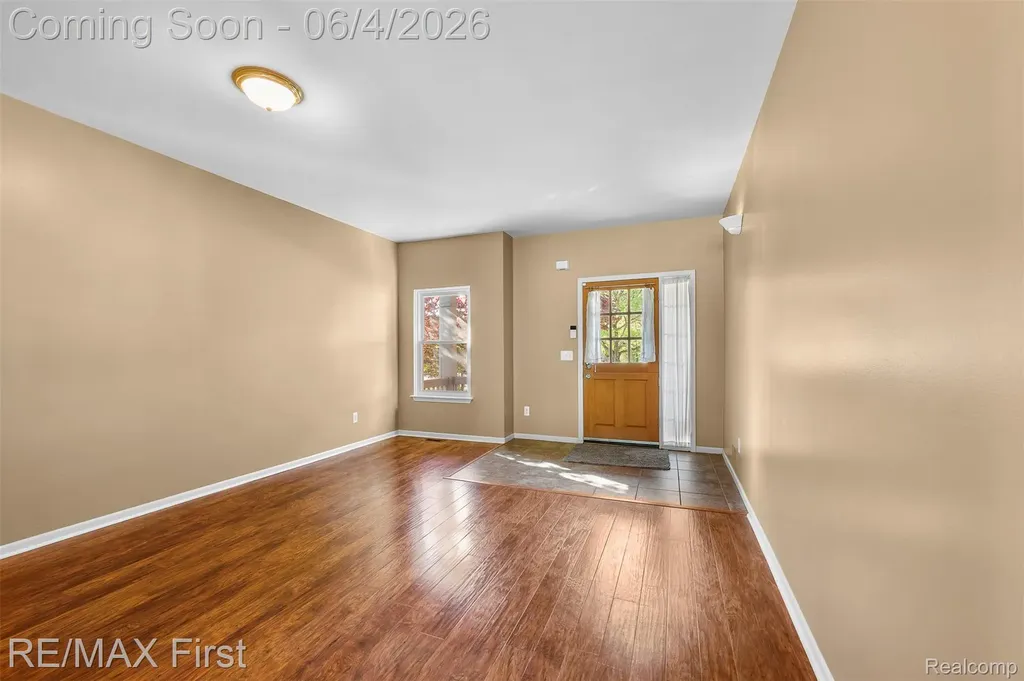 8559 Barrington Drive Superior Charter Township MI 48198