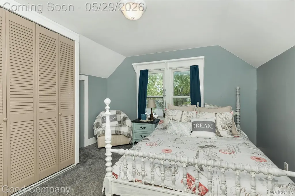 140 W Vesey Street Petersburg City MI 49270