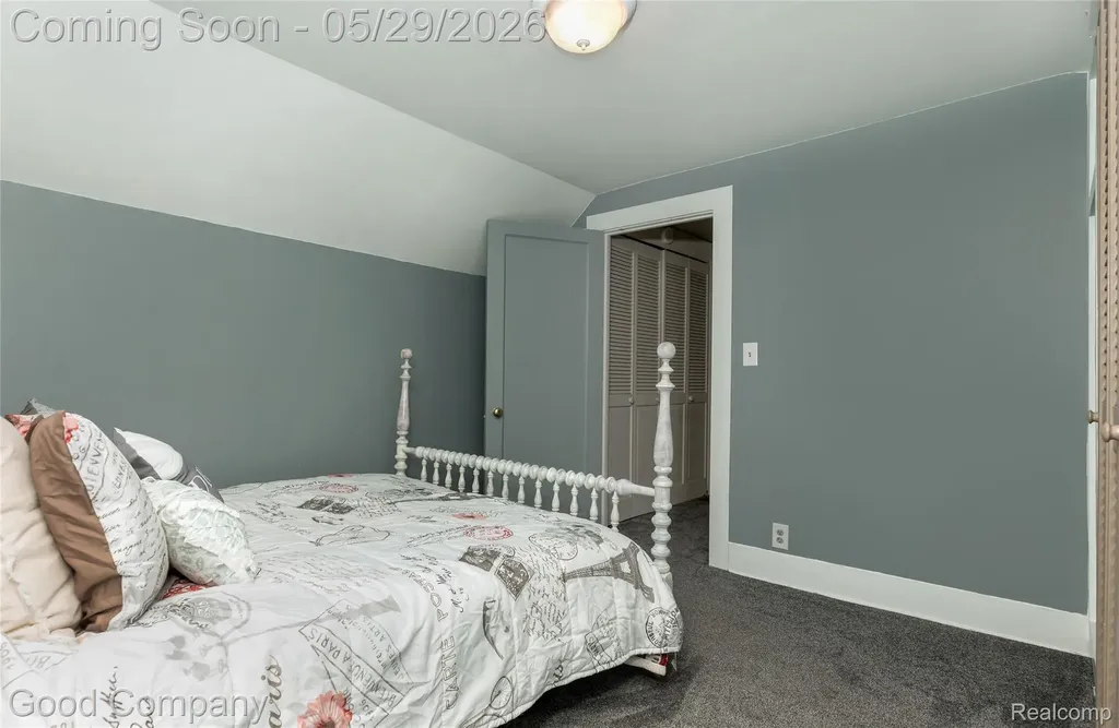 140 W Vesey Street Petersburg City MI 49270