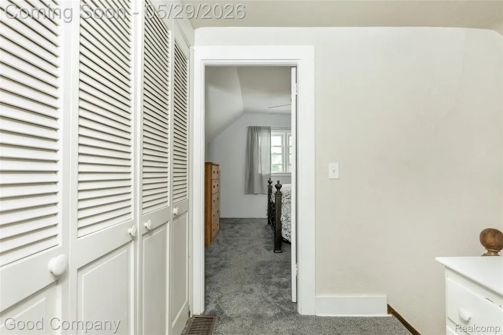 140 W Vesey Street Petersburg City MI 49270