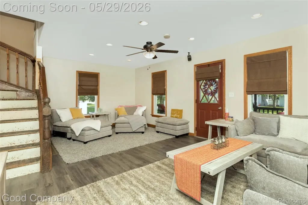 140 W Vesey Street Petersburg City MI 49270