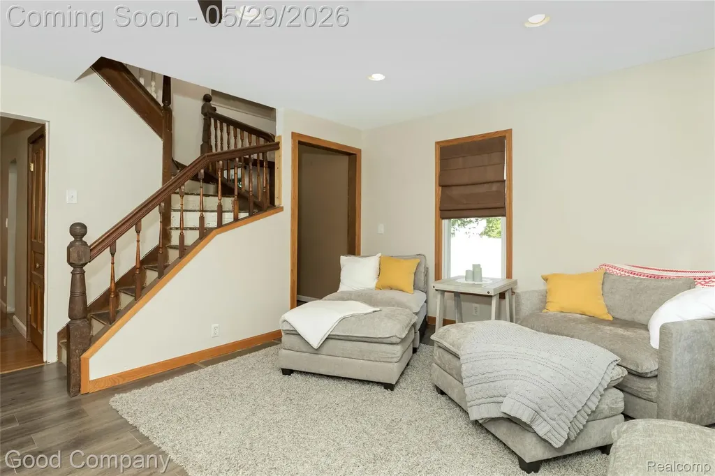 140 W Vesey Street Petersburg City MI 49270
