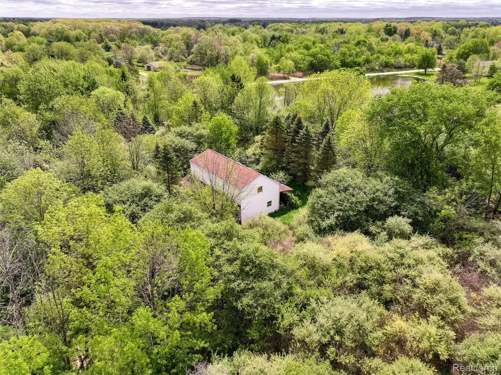 2626 Bullock Road Elba Township MI 48446