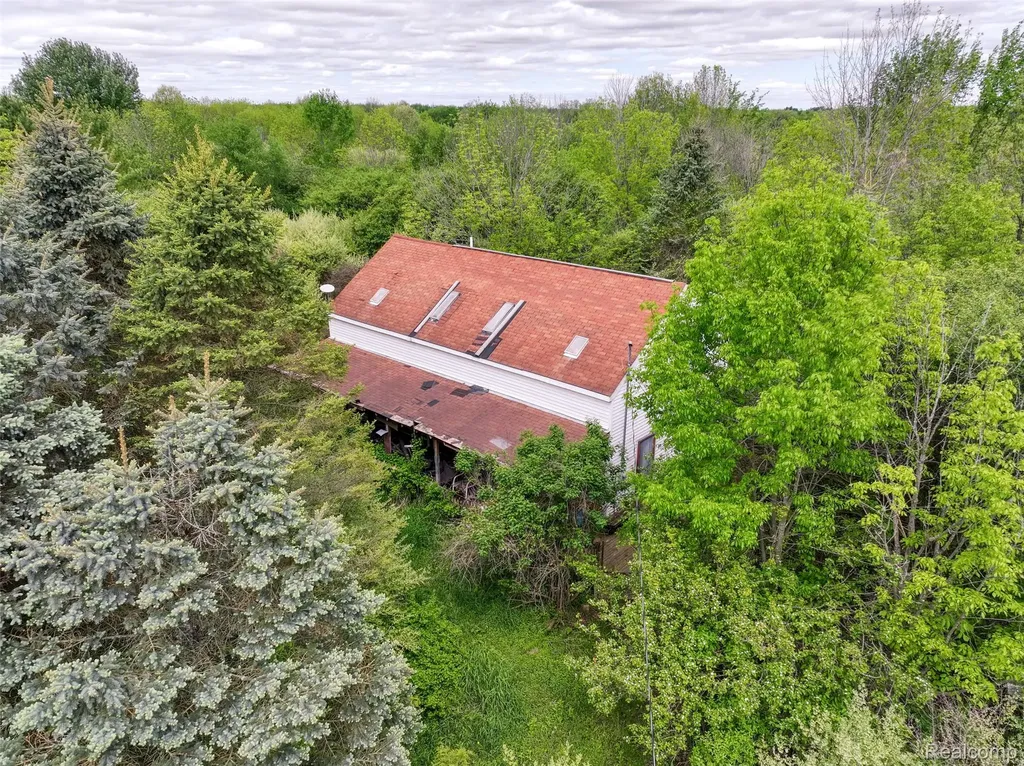 2626 Bullock Road Elba Township MI 48446