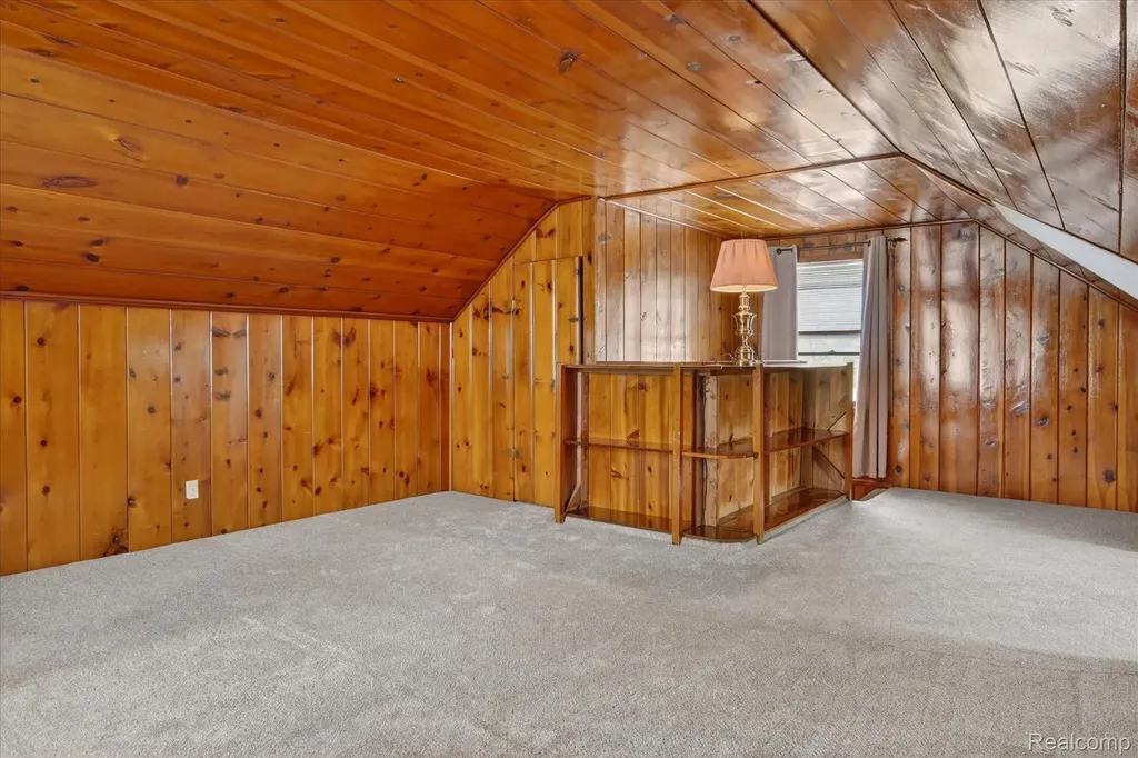 581 Flowerdale Street Ferndale City MI 48220